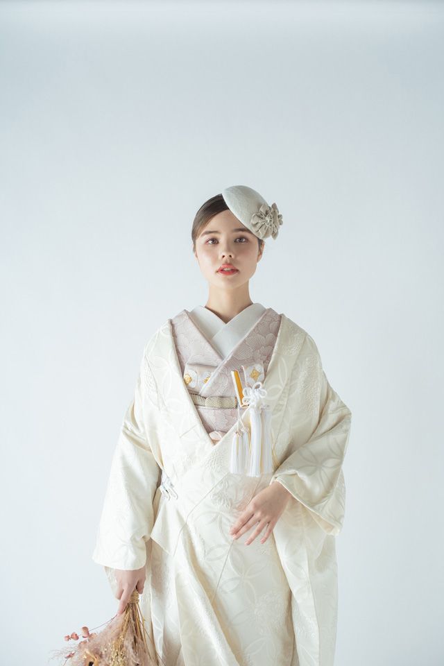 トーク帽と白無垢のコーディネート