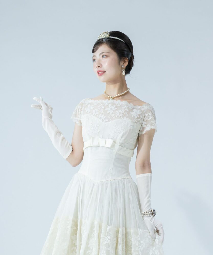 ヴィンテージドレスの花嫁。